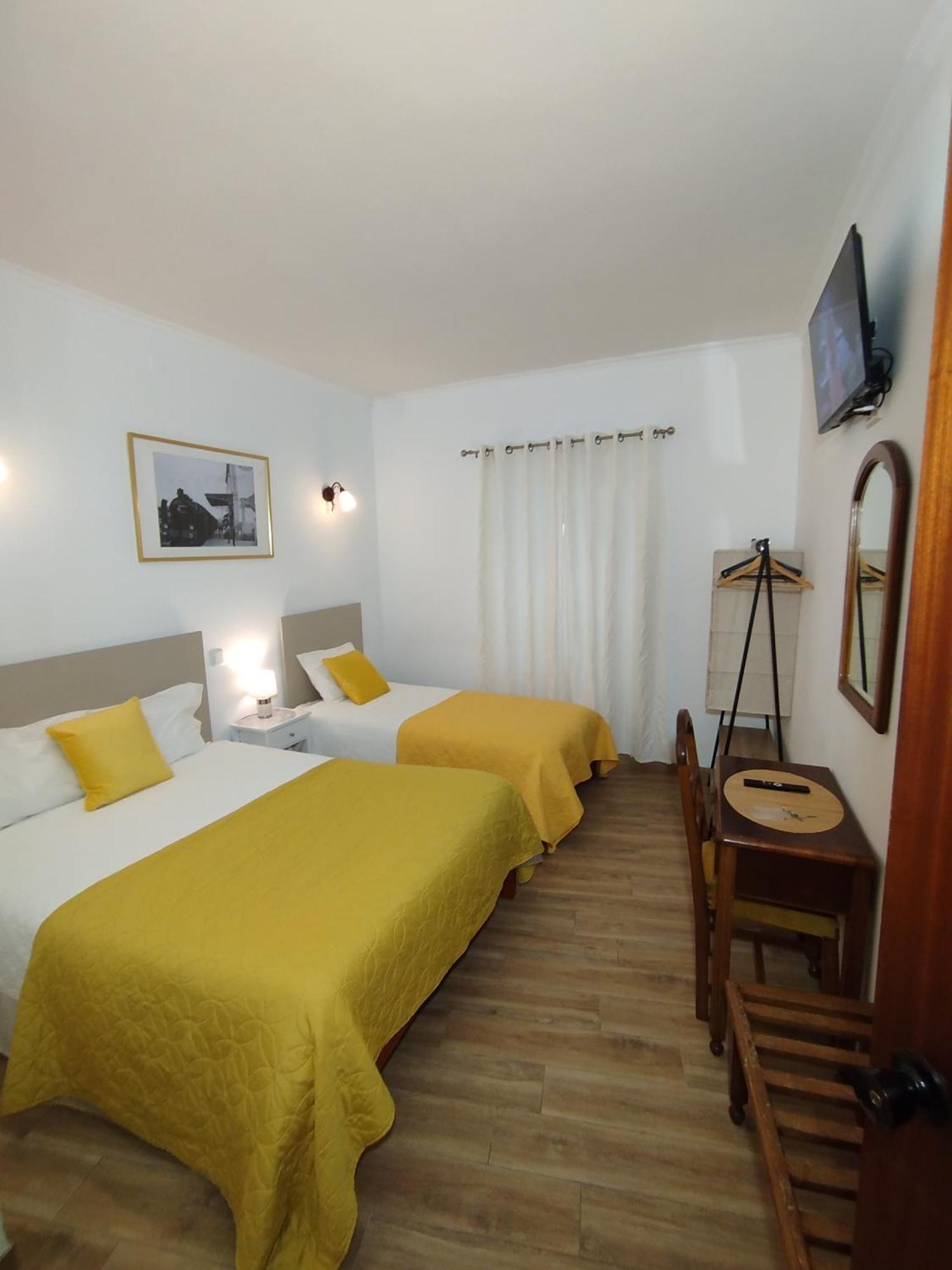 Al - Casa 42 Hotel Moncao Ngoại thất bức ảnh