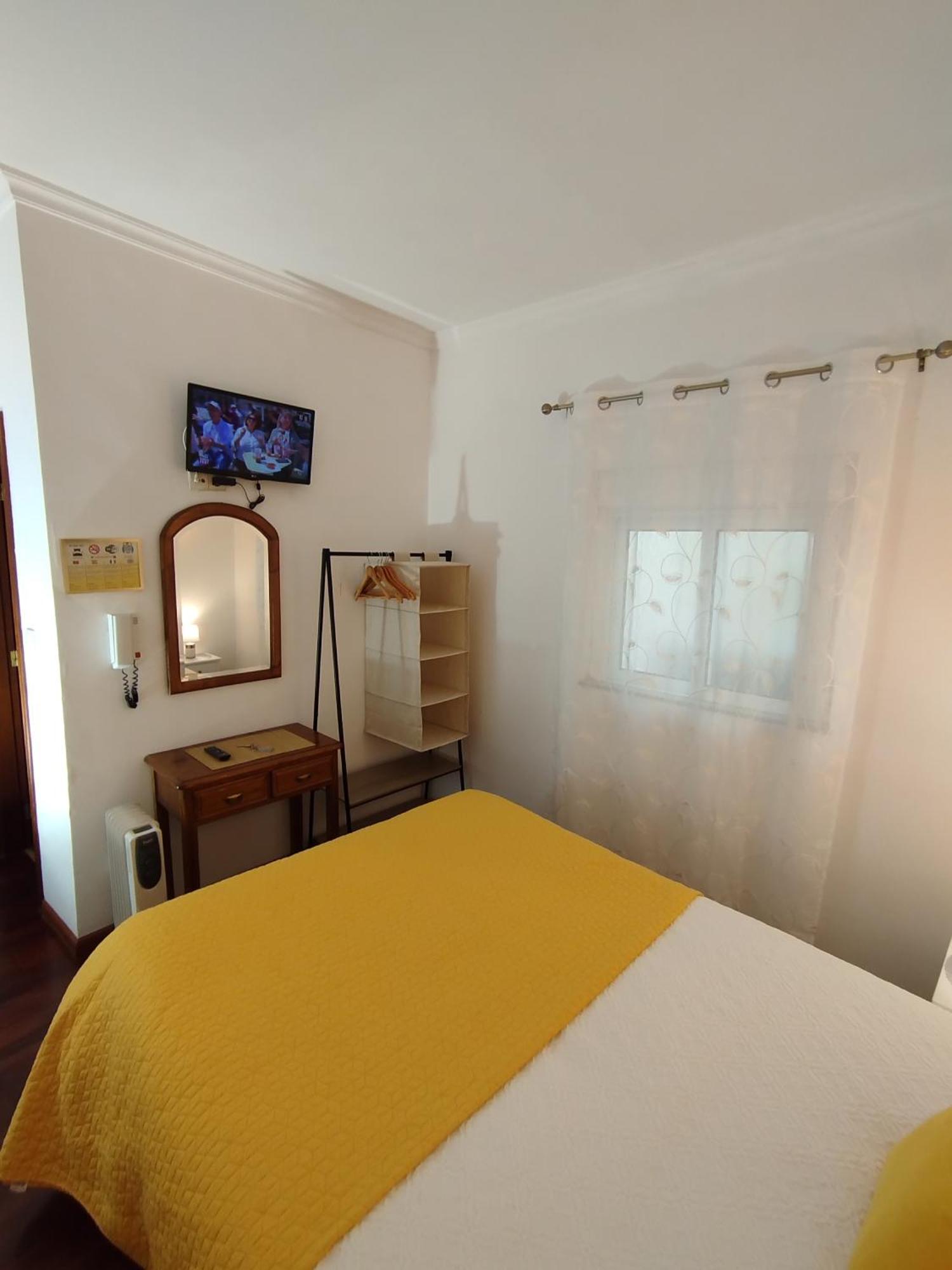 Al - Casa 42 Hotel Moncao Ngoại thất bức ảnh