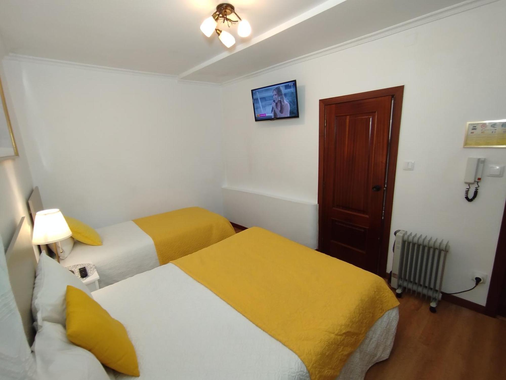 Al - Casa 42 Hotel Moncao Ngoại thất bức ảnh